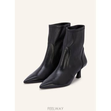 Stuart Weitzman ��Ʃ��Ʈ�������� VINNIEBOOTIE 50 ��Ŭ ���� 100320973413000 TP576923023��Ʃ��Ʈ�������� VINNIEBOOTIE 50 ��Ŭ ���� 10032097341