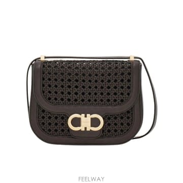 Ferragamo 26SS ����䷹ ��󰡸� ���� messenger �� 21A642792923 TP57461857926SS ����䷹ ��󰡸� ���� messenger �� 21A642792923 