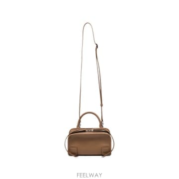 Loewe 26FW Loewe ���� �ڵ�� A039AS4X129579 TP57692300826FW Loewe ���� �ڵ�� A039AS4X129579 TP576923008