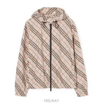 Burberry 26SS Burberry ���� ��Ʈ 81231391 TP57405532126SS Burberry ���� ��Ʈ 81231391 TP574055321