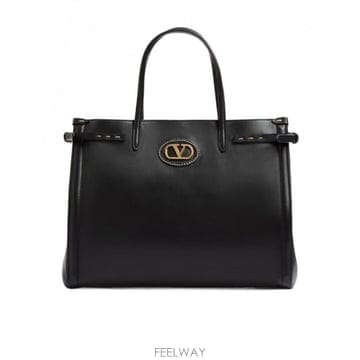 Valentino 26SS Valentino ���� messenger �� WB0R19CVC0NO TP57790505026SS Valentino ���� messenger �� WB0R19CVC0NO TP577905