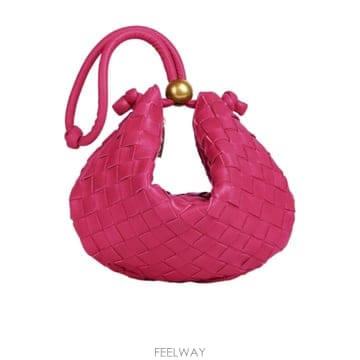 Bottega Veneta 22FW ���װ�����Ÿ ���� �ڵ�� 701023V1W516420 TP57730614222FW ���װ�����Ÿ ���� �ڵ�� 701023V1W516420 TP577306