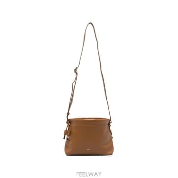A.P.C. 26SS A P C  �� PUAATF61582CAB TP57729186726SS A P C  �� PUAATF61582CAB TP577291867