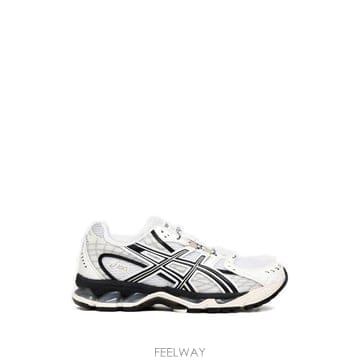 26SS Asics 스니커즈 1203A543108 TP577743339