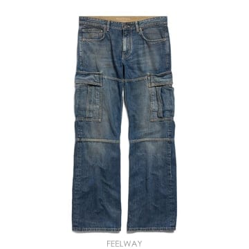 Balenciaga 25SS Balenciaga ���� Cargo Regular jeans with a faded effect 825SS Balenciaga ���� Cargo Regular jeans with a faded 