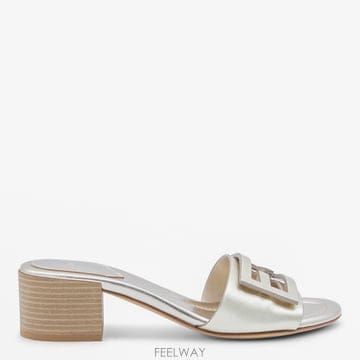 FENDI Fendi SLIDE VITELLO LAMIN FF VIT LAM 8R8862AY1RF0VF1 TP57729Fendi SLIDE VITELLO LAMIN FF VIT LAM 8R8862AY1RF0VF1 T