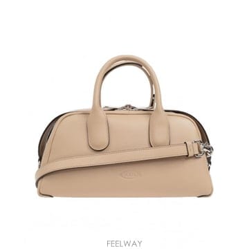 TODS 26SS TOD S ���� messenger �� XBWAQBH0200YATC606 TP57897496526SS TOD S ���� messenger �� XBWAQBH0200YATC606 TP5789