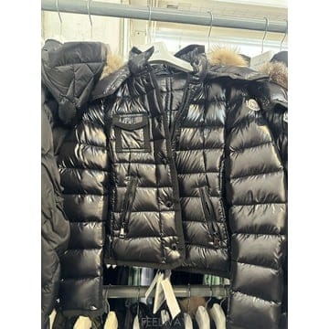 25SS Moncler 여성 자켓 D2093453101568950999 TP575350292