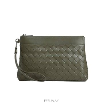 Bottega Veneta 26SS ���װ�����Ÿ ���� Ŭ��ġ 795712V2HL13248 TP57798962726SS ���װ�����Ÿ ���� Ŭ��ġ 795712V2HL13248 TP577989