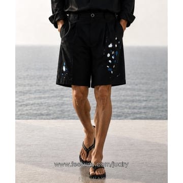 STRIKE Atelier Painted Single-Tuck Chino Shorts (BLACK)Atelier Painted Single-Tuck Chino Shorts (BLACK)