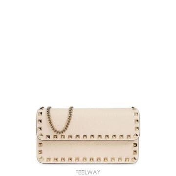 Valentino Garavani 락스터드 폴드오버 탑 클러치 백 9W2P0S61VSH0 I16 TP9795