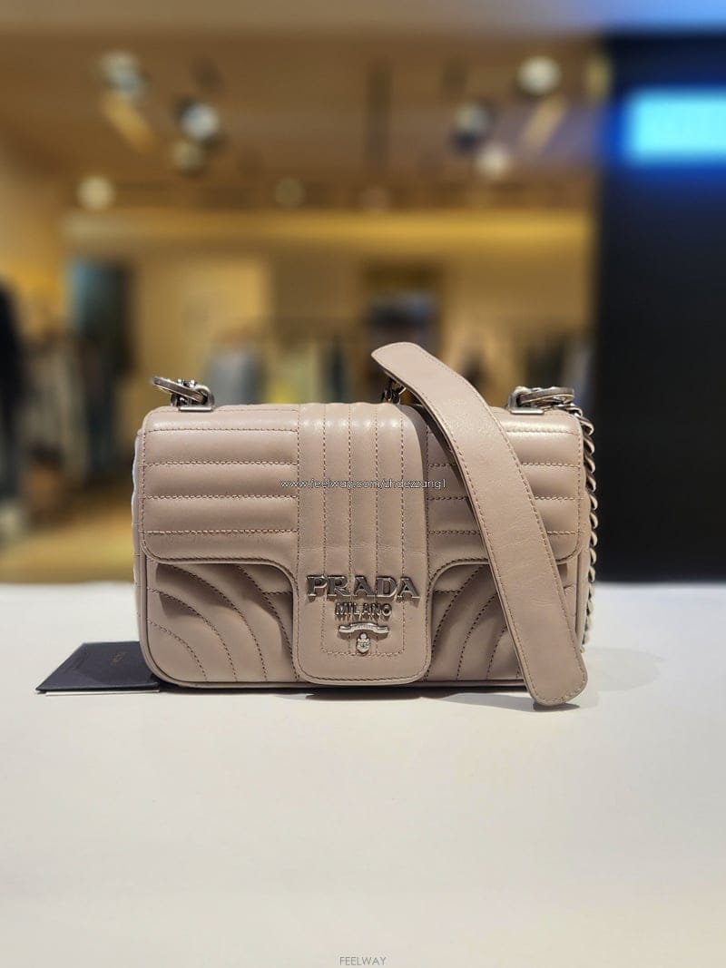 PRADA ����� ���̾�׷� ü�� ����� 1BD107����� ���̾�׷� ü�� ����� 1BD107