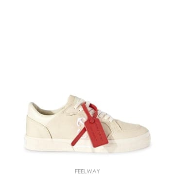 Off White 26 FW ����ȭ��Ʈ ��Ŀ������� ��Ʈ��Ʈ �±� ĵ���� ����Ŀ�� OMIA293S24FAB0010301 TP26 FW ����ȭ��Ʈ ��Ŀ������� ��Ʈ��Ʈ �±� ĵ���� 