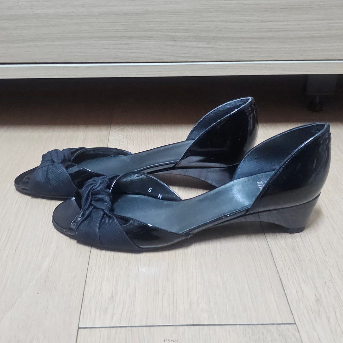 Stuart Weitzman ��Ʃ��Ʈ�������� ���� ���̴�Ʈ ������ ���������� 230��Ʃ��Ʈ�������� ���� ���̴�Ʈ ������ ���������� 230