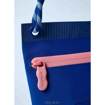 25 S/S 몽클레어 AMOEBA 크로스바디 파우치 5F00001 M B0111545124