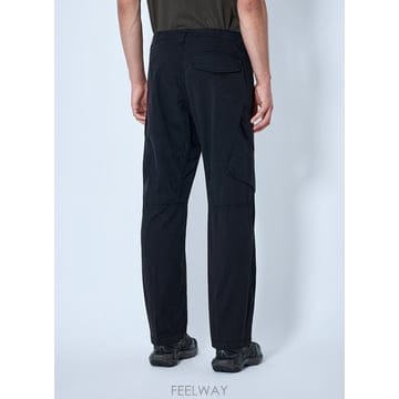 26 F/W 스톤 아일랜드 유틸리티 카고 트라우저 L2S1531000 B0112170491
