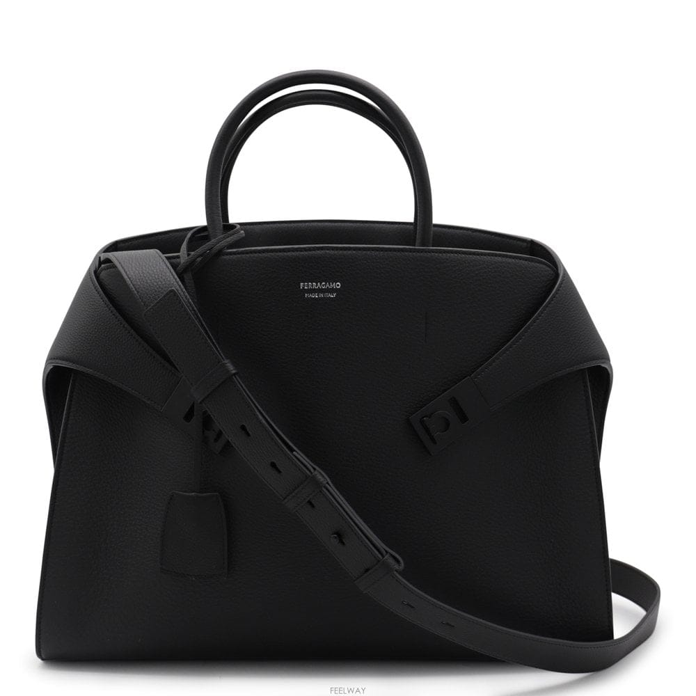 Ferragamo ��󰡸� ���� ���� HUG ��� �� 779072241683001 B0482025938��󰡸� ���� ���� HUG ��� �� 779072241683001 B048202