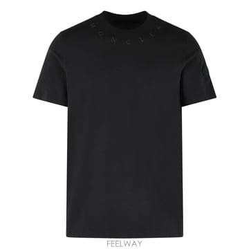 Moncler 26SS ��Ŭ���� �ΰ� ���� ���� Ƽ���� 8C00017 89AYW 99926SS ��Ŭ���� �ΰ� ���� ���� Ƽ���� 8C00017 89AYW 999