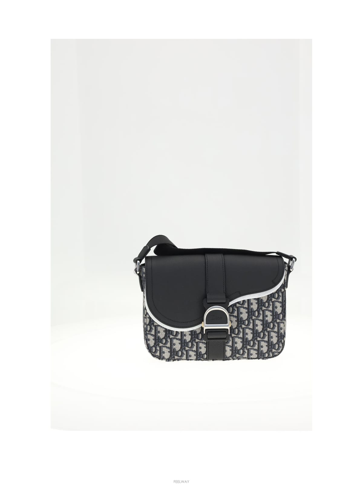 DIOR [B1] ��� �ȹ� 1ADPO478YKV ũ�ν��� ����� �޽��� ���� 1ADPO478YKV27E[B1] ��� �ȹ� 1ADPO478YKV ũ�ν��� ����� �޽��� ����
