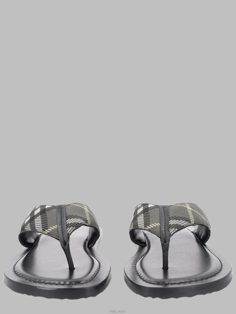 Burberry 26 S/S ������ ������ 8118772_C3348 B004226109926 S/S ������ ������ 8118772_C3348 B0042261099