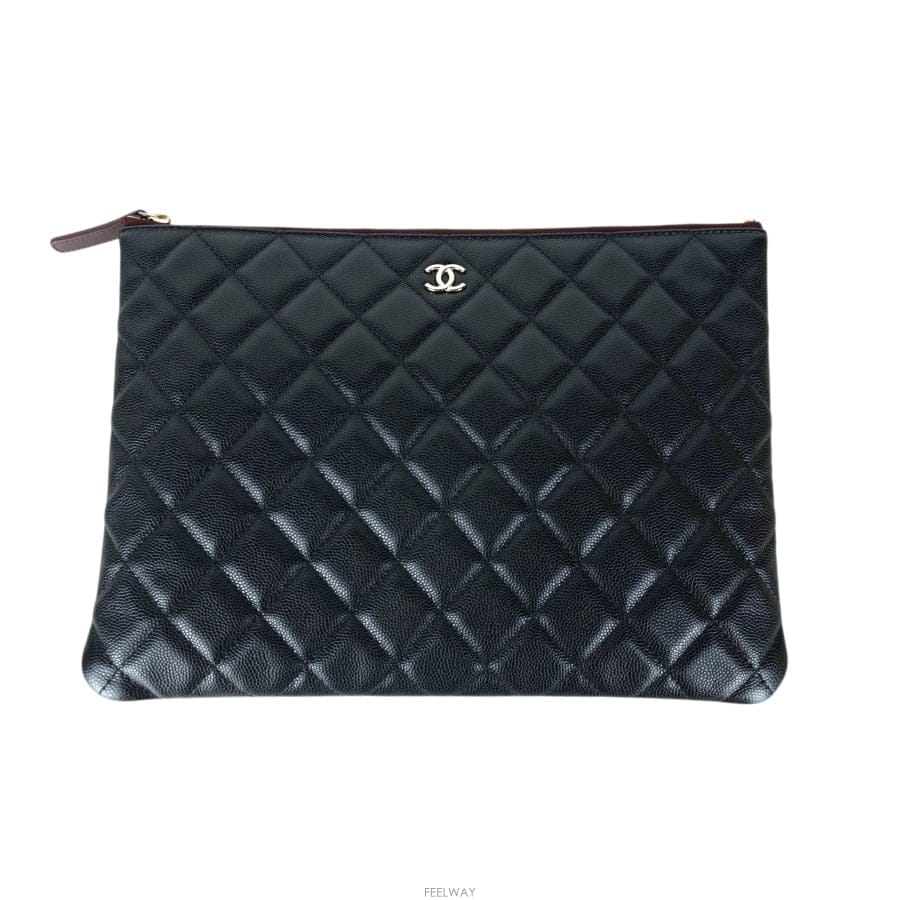 CHANEL [�Ƹ�����]�̵� ���� Ŭ���� ĳ��� Ŭ��ġ��A82545[�Ƹ�����]�̵� ���� Ŭ���� ĳ��� Ŭ��ġ��A82545
