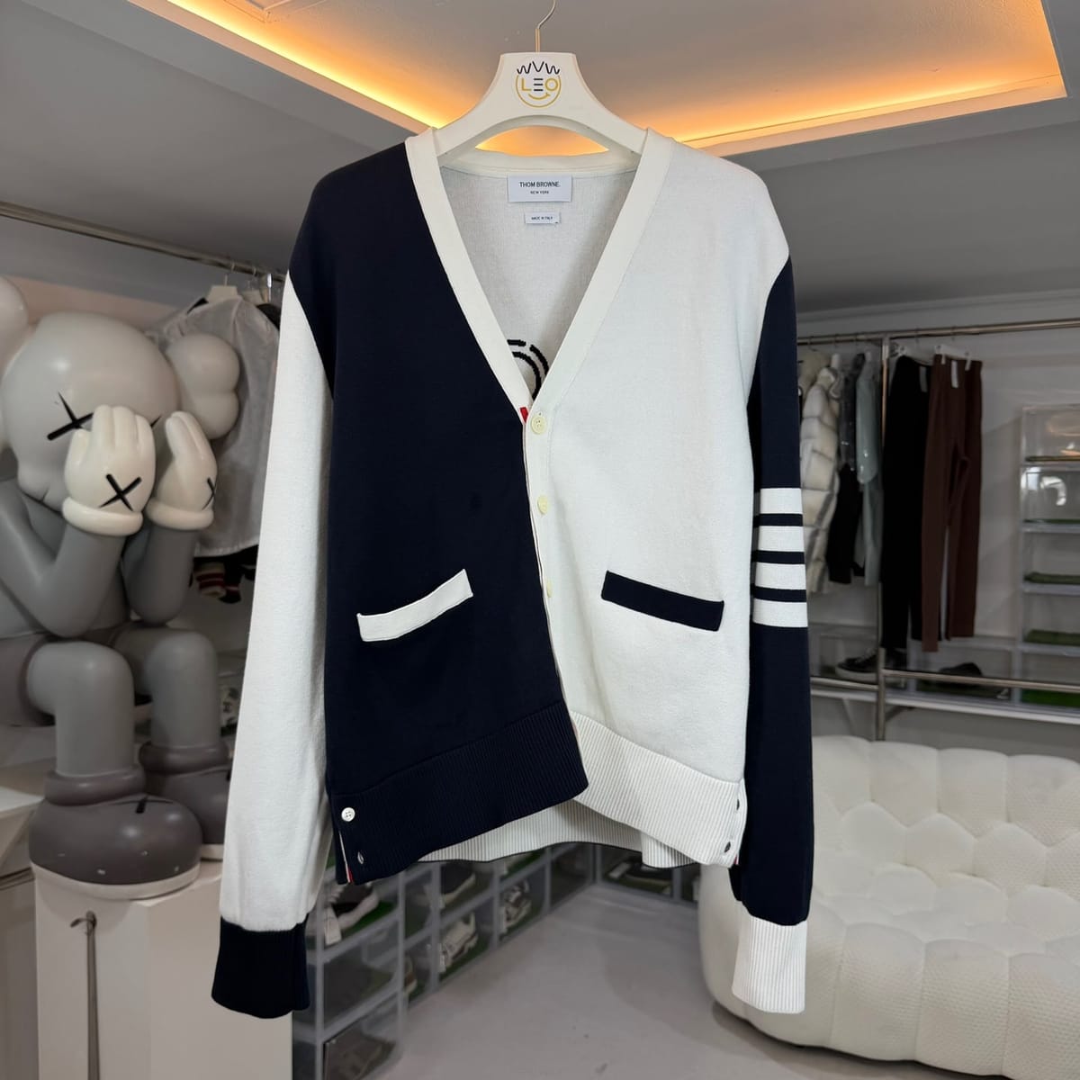 Thom Browne ����� �� ���� �ж�뽺Ƽġ �缱 ���� ���������� �� ���� �ж�뽺Ƽġ �缱 ���� �����