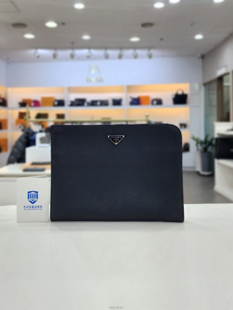 PRADA ����� ���ǾƳ� �ﰢ�ΰ� Ŭ��ġ�� 2VN003����� ���ǾƳ� �ﰢ�ΰ� Ŭ��ġ�� 2VN003