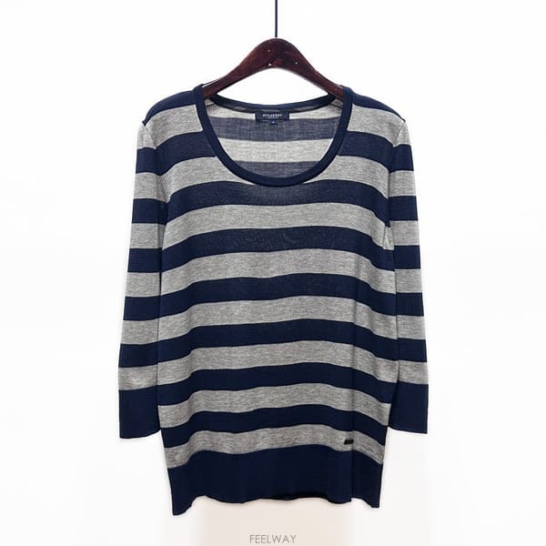 Burberry ���������� �ܰ��� �� ��ũ ��ư ���� ��Ʈ Ƽ 66�������������� �ܰ��� �� ��ũ ��ư ���� ��Ʈ Ƽ 66����