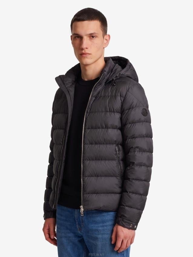 Moncler 26FW ��Ŭ���� ��ġ�ΰ� Arneb �ٿ����� �е� [M] L2091 1A00114 549SK 99926FW ��Ŭ���� ��ġ�ΰ� Arneb �ٿ����� �е� [M] L2091 1