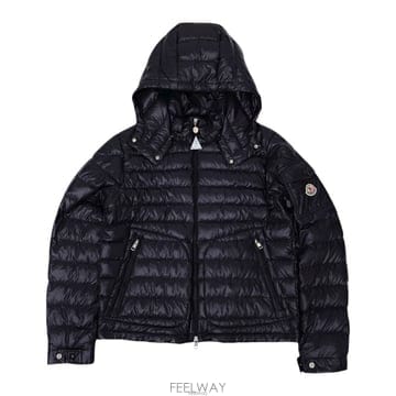 Moncler ��Ŭ���� ���ν� ���� �淮�е� 1A00102 595ZJ 999��Ŭ���� ���ν� ���� �淮�е� 1A00102 595ZJ 999
