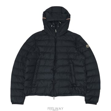 Moncler ��Ŭ���� �������� ���� �淮�е� 1A00006 597X2 999��Ŭ���� �������� ���� �淮�е� 1A00006 597X2 999