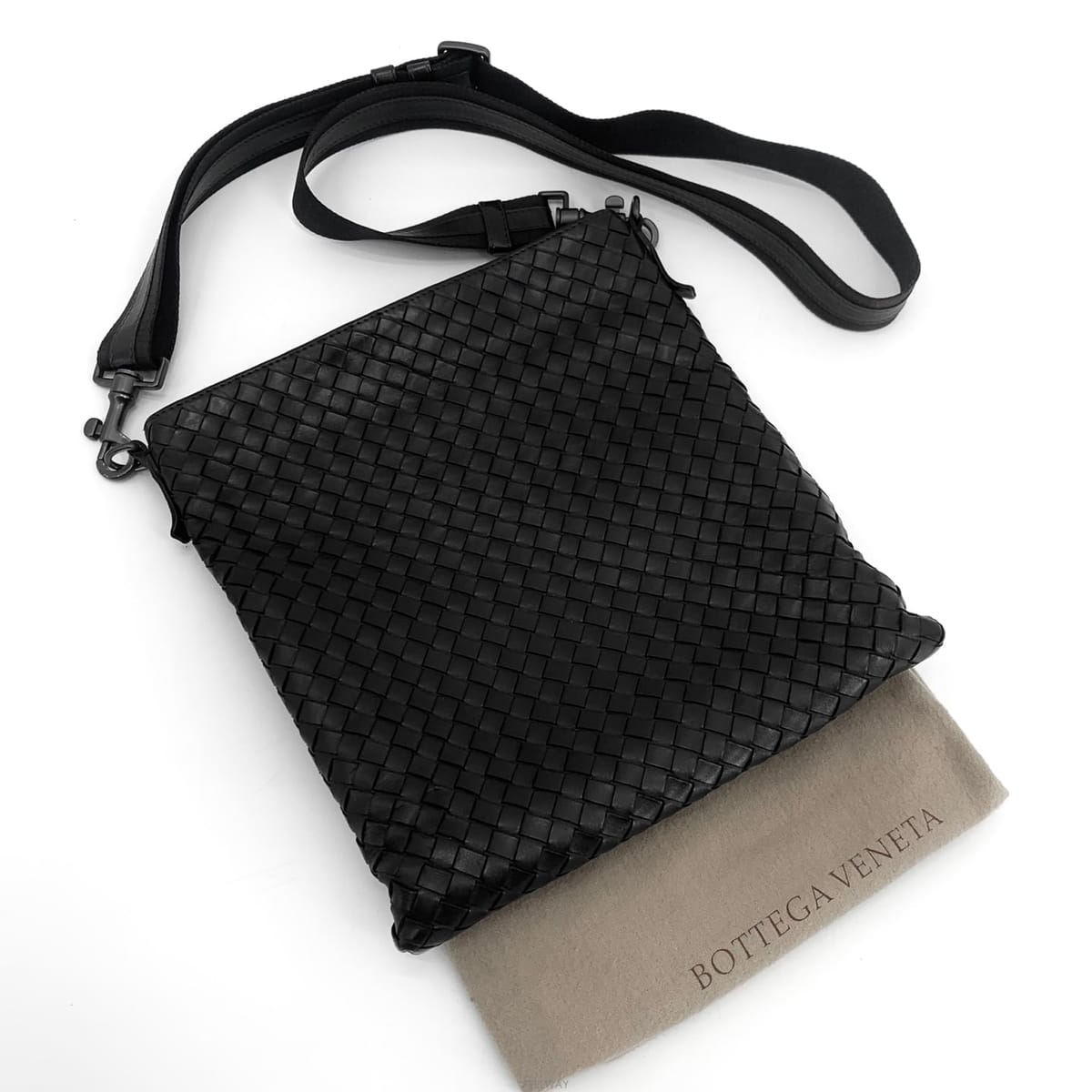 Bottega Veneta ���װ�����Ÿ ��Ʈ��ġ���� �޽����� ũ�ν��麸�װ�����Ÿ ��Ʈ��ġ���� �޽����� ũ�ν���