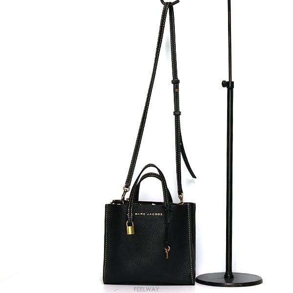 Marc Jacobs ��ũ �����߽� �簢 ��Ʈ�� ũ�ν��� / �߰���ǰ ��ǰ��ũ �����߽� �簢 ��Ʈ�� ũ�ν��� / �߰���ǰ ��ǰ