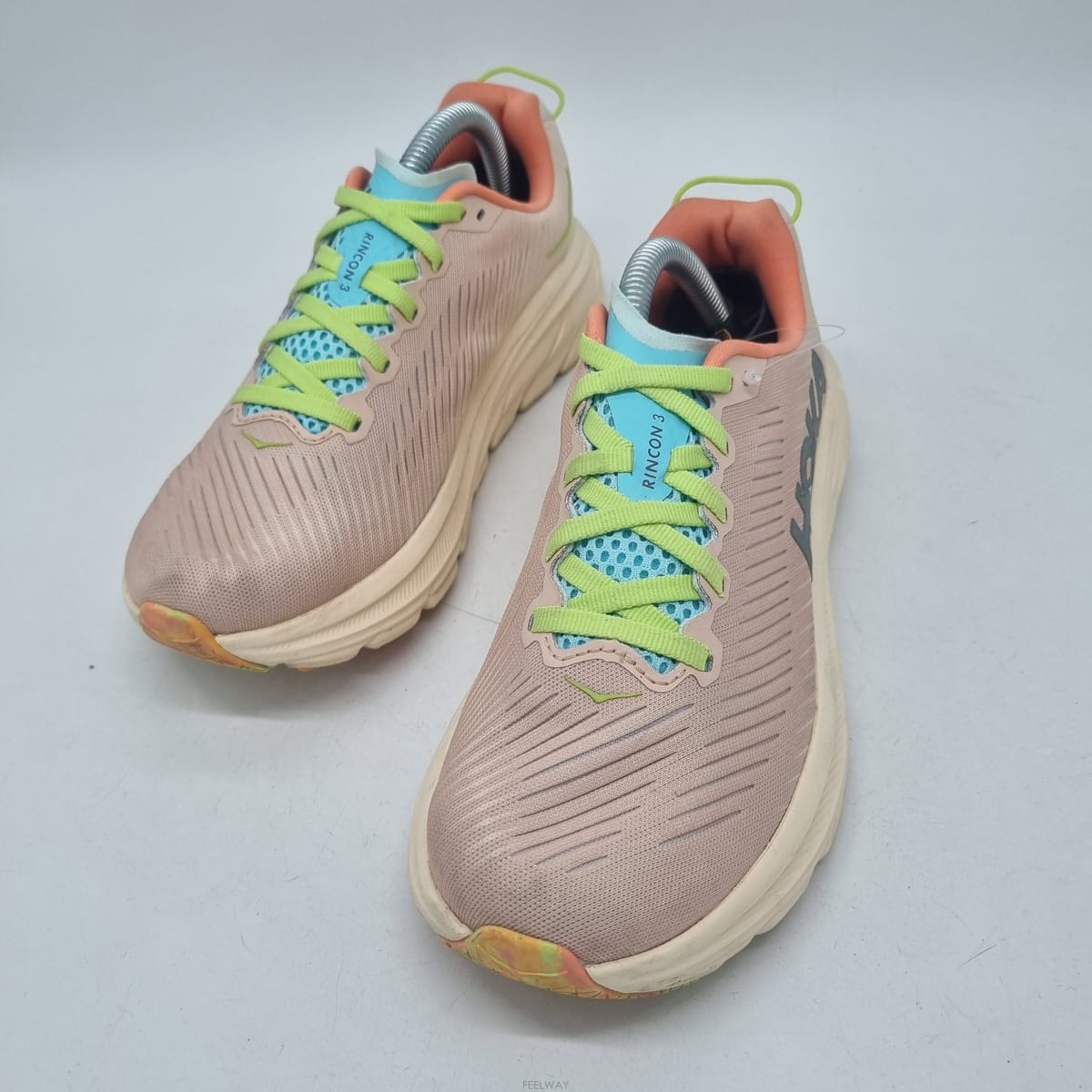 HOKA ONE ONE ȣī ���� 3 ũ�� �ٴҶ� ȭ��Ʈ ����  (230 WIDE)ȣī ���� 3 ũ�� �ٴҶ� ȭ��Ʈ ����  (230 WIDE)
