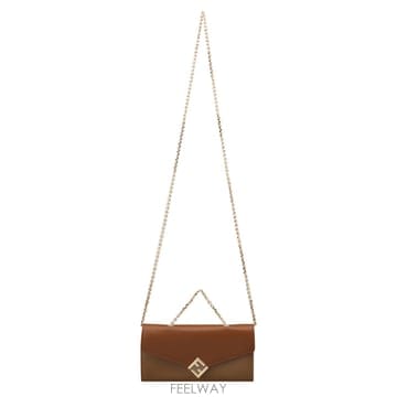 [비엔비명품관] FENDI 펜디 여성 FF 다이마몬드 체인 지갑 크로스백