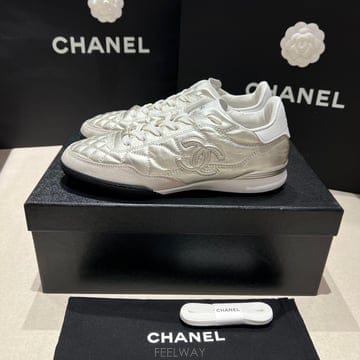 CHANEL ���� ��Ż�� ī����Ų ���� ����Ŀ�� 37.5size���� ��Ż�� ī����Ų ���� ����Ŀ�� 37.5size