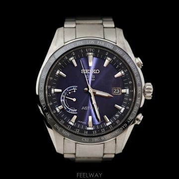 세이코 아스트론 티타늄 블루다이얼 45mm