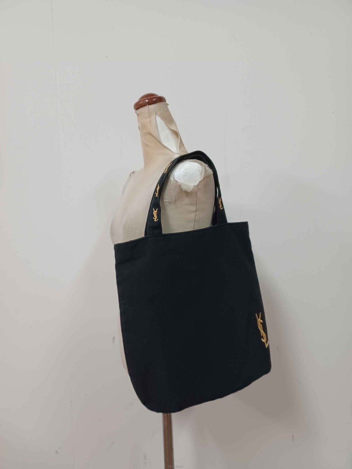 Saint Laurent ��ȫ����/B-10866/YSL ��ǰ ������ ĵ���� ��Ʈ���ȫ����/B-10866/YSL ��ǰ ������ ĵ���� ��Ʈ��