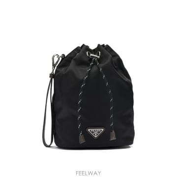 PRADA [V90]����� 2NE0672HE1F0002 ���� Ŭ��ġ�� �Ŀ�ġ�� Prada Speedrock Pouch[V90]����� 2NE0672HE1F0002 ���� Ŭ��ġ�� �Ŀ�ġ�� Pra