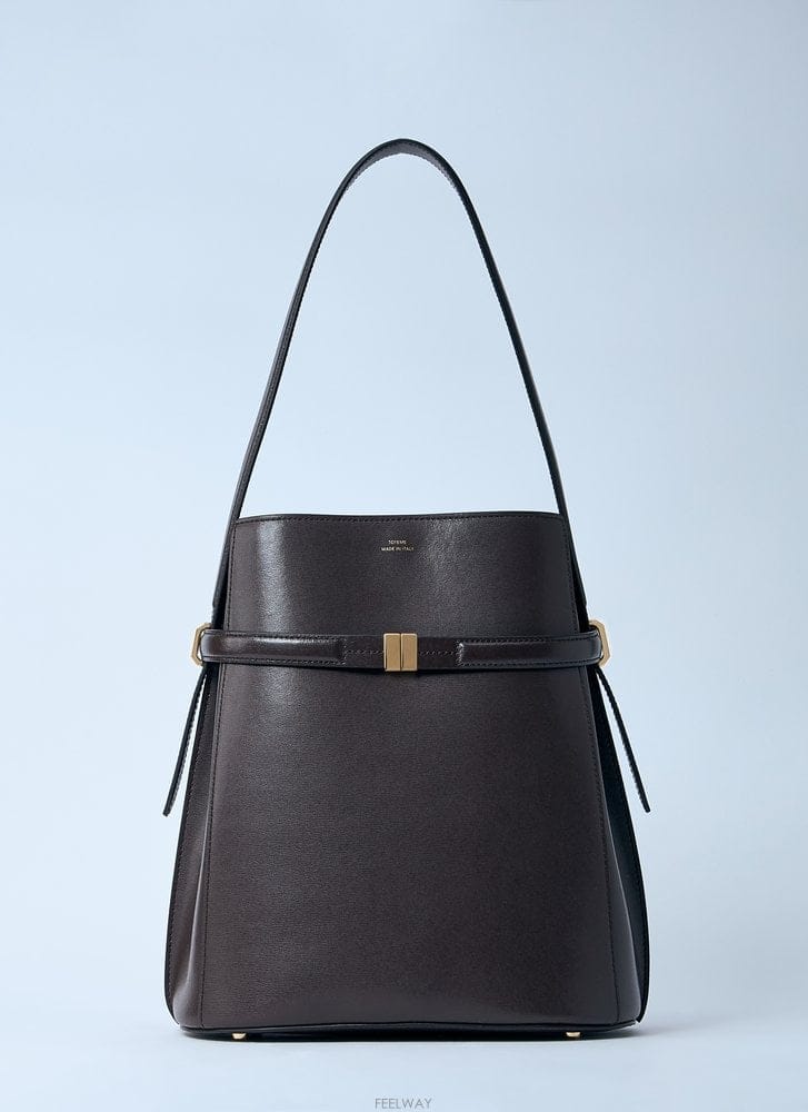 Toteme 26 F/W ���� ��Ʈ ���� ��Ŷ �� 244-WAL0048-LE002 B011211818826 F/W ���� ��Ʈ ���� ��Ŷ �� 244-WAL0048-LE002 B01121