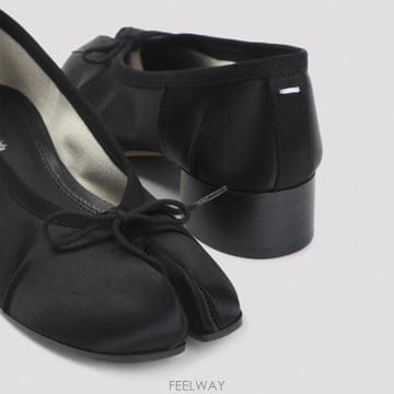 Maison Margiela 26SS �������������� Tabi H30 Ballerinas S58WZ0156P7551T8013 TP5789726SS �������������� Tabi H30 Ballerinas S58WZ0156P7551