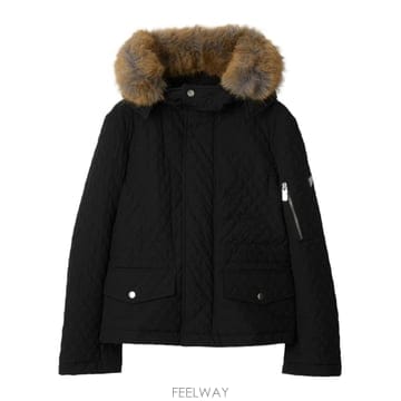 Burberry 25SS Burberry ���� ��Ʈ 80952331 TP57182859325SS Burberry ���� ��Ʈ 80952331 TP571828593