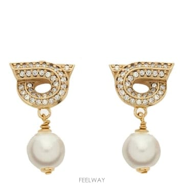 Ferragamo 26FW ����䷹ ��󰡸� ���� earrings 776604760781OROPERLA TP57956716226FW ����䷹ ��󰡸� ���� earrings 776604760781OROPE