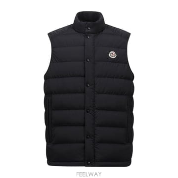 Moncler 26SS Moncler Quilted ����Ʈ Barthe L10911A00078597YD776 TP5733326SS Moncler Quilted ����Ʈ Barthe L10911A00078597YD77