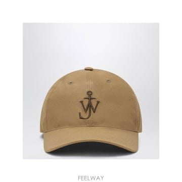 인더샵 JW ANDERSON JW 앤더슨 베이지 볼 캡