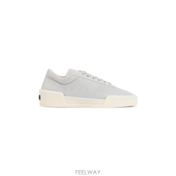 인더샵 FEAR OF GOD 피어오브갓 그레이 스니커즈