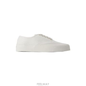 인더샵 Maison Kitsune 메종키츠네 화이트 스니커즈