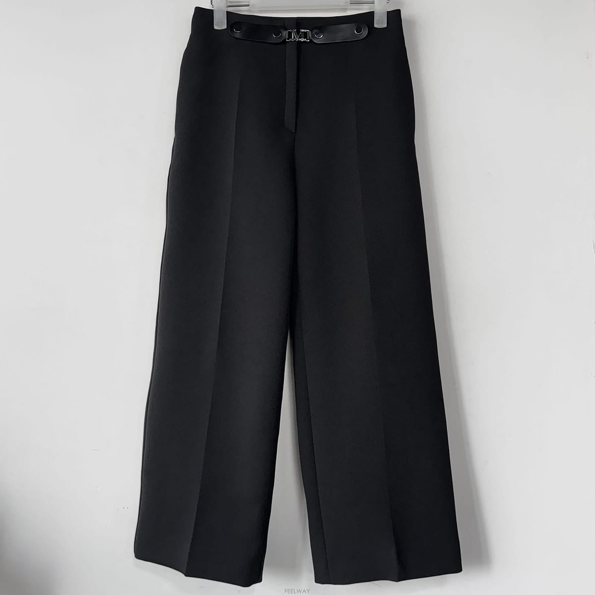 Max Mara �������� 25 M�ΰ� ��Ʈ�� ���̵� ������������ 25 M�ΰ� ��Ʈ�� ���̵� ����