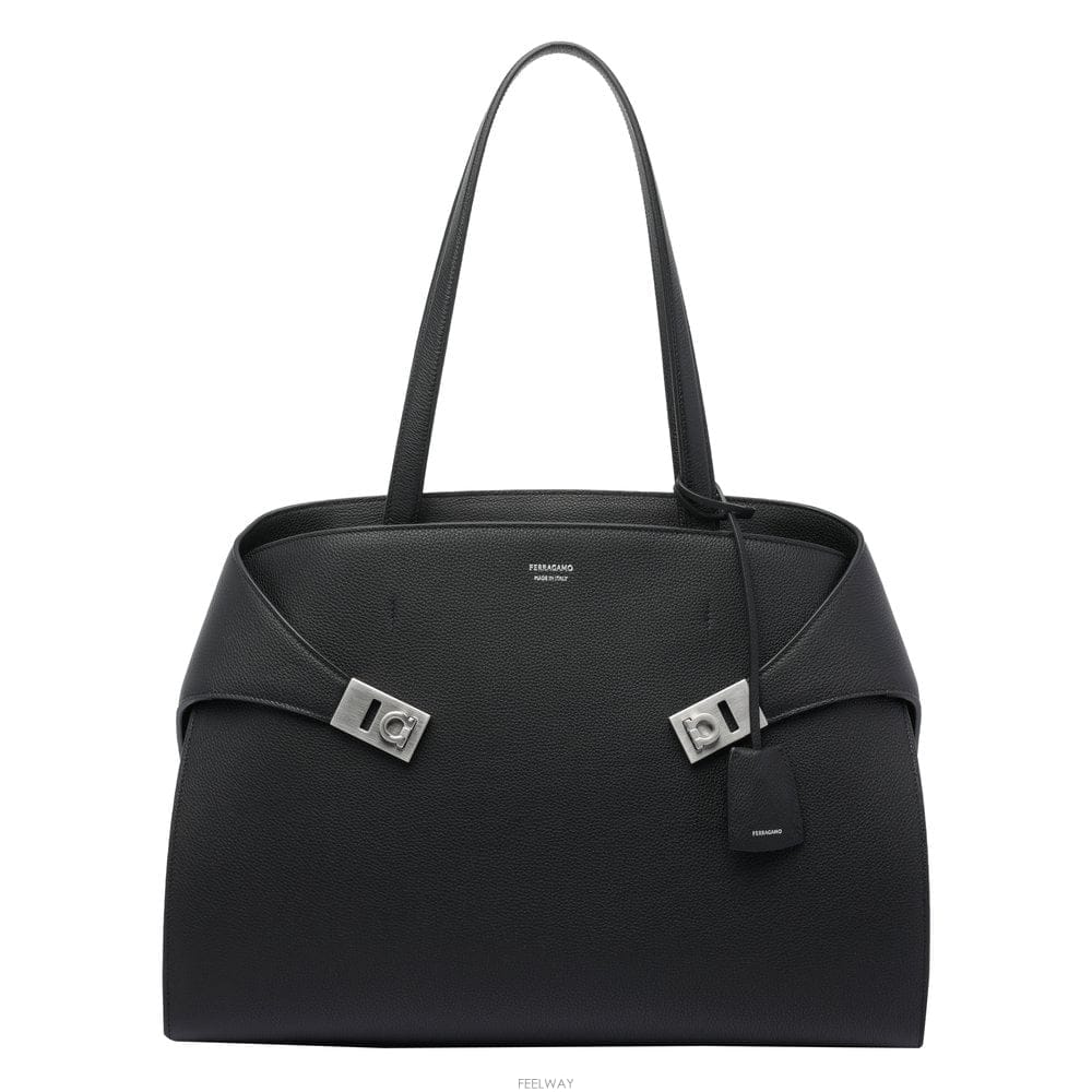 Ferragamo 26 F/W ��󰡸� HUG ��� �� 787660/241813NERO B001226298326 F/W ��󰡸� HUG ��� �� 787660/241813NERO B0012262