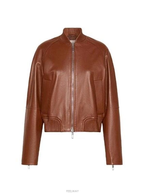 Sportmax 26 F/W ���������� BLAZERS 2622446011600001 B003226139526 F/W ���������� BLAZERS 2622446011600001 B0032261395